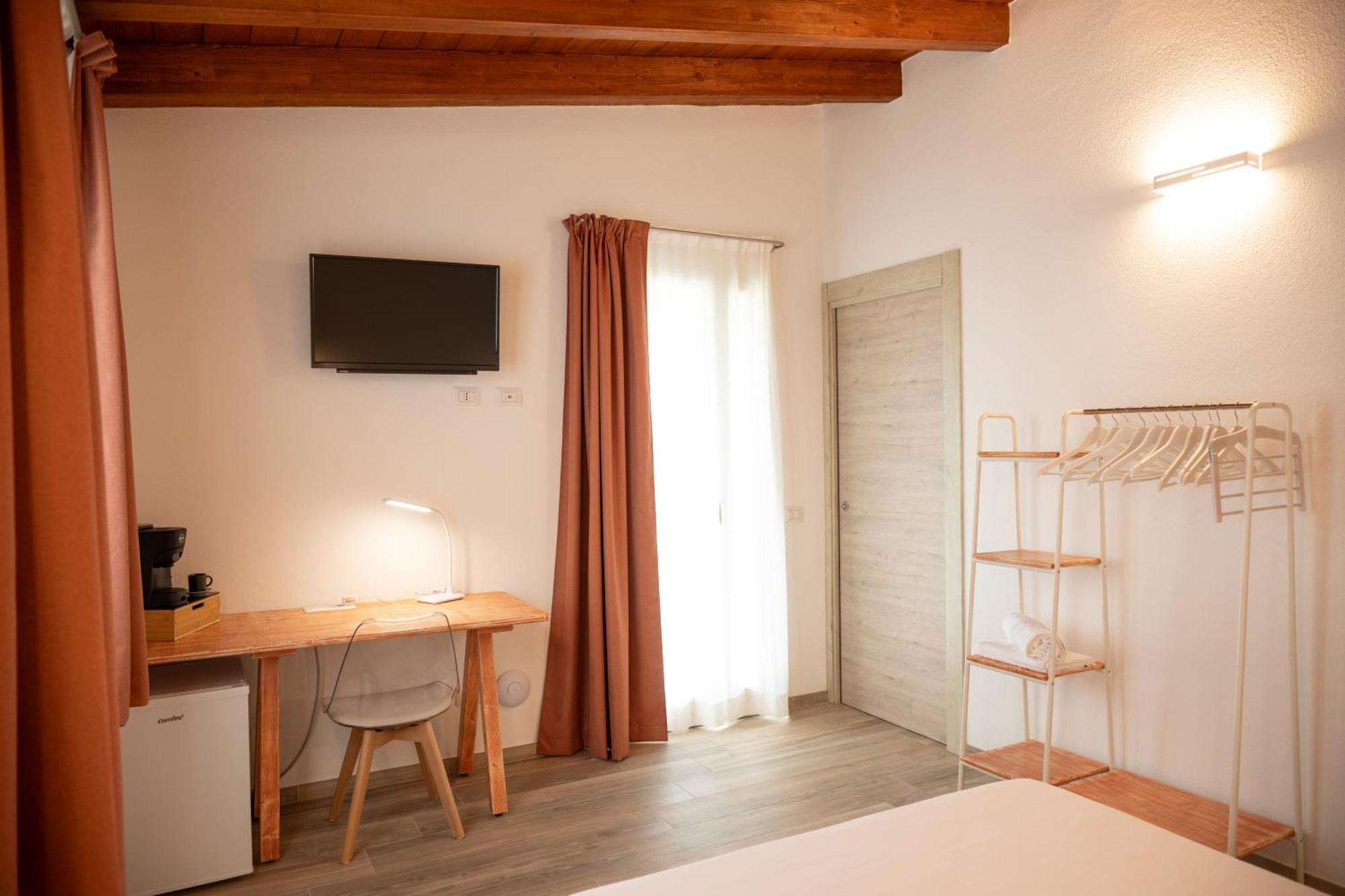 סנטה טרזה גאיורה Casa Di Minnanni B&B מראה חיצוני תמונה