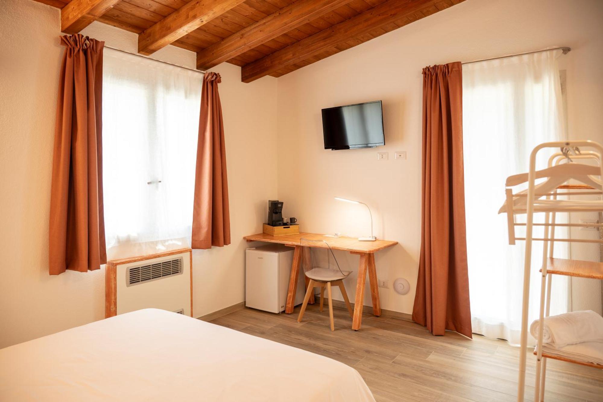 סנטה טרזה גאיורה Casa Di Minnanni B&B מראה חיצוני תמונה