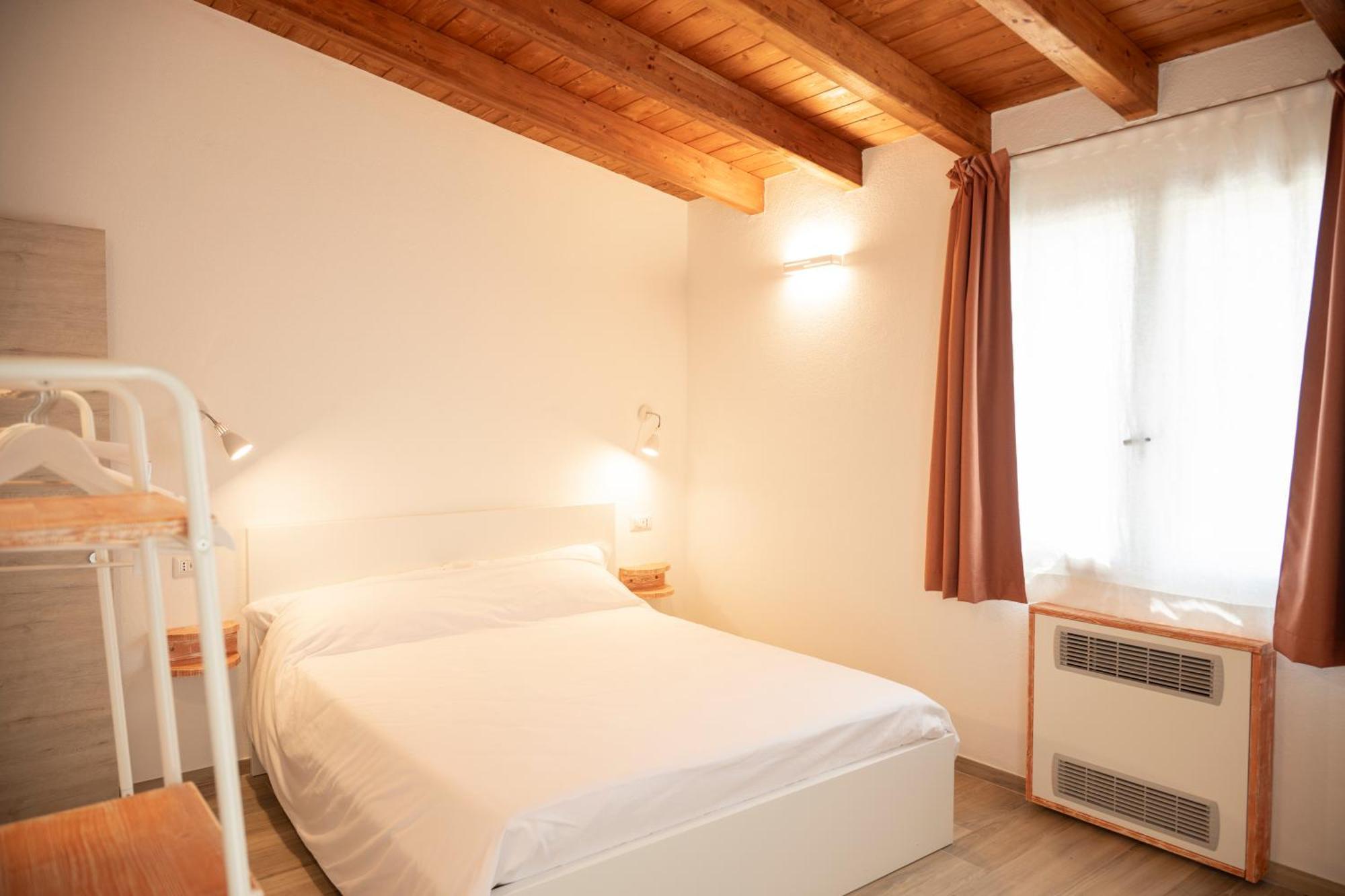 סנטה טרזה גאיורה Casa Di Minnanni B&B מראה חיצוני תמונה